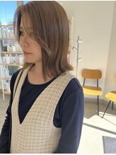 ラズ (Luz) オリーブベージュ