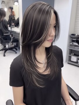 ディモアンド 表参道(Dimo&) レイヤーカット/ホワイトグレージュ/レイヤーカット/ハイライト