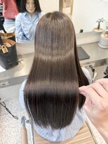 キュア 池袋(CURE) 5トーン地毛風ナチュラルブラウン×髪質改善 #056