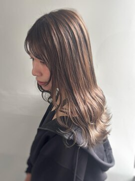 エル セルカ 高田馬場(el CERCA) アッシュブラウン×波巻きウェーブ