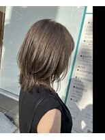 アッシュ 川崎店(Ash) ミディアムウルフ オリーブベージュ