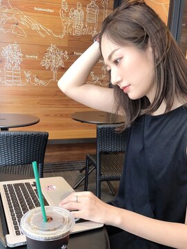 キアラ(Kchiara) イルミナカラー透明感ヘルシーベージュkchiara天神川野直人