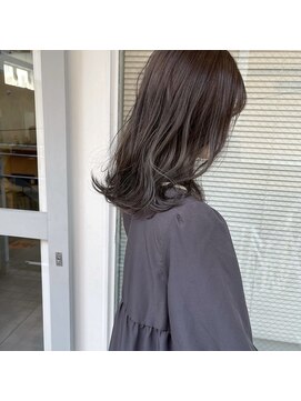 ミント(mint) 暗髪グレー/ブルージュ/グレージュ