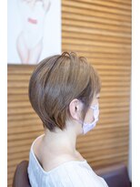 ヘアーメイク ダンス(hair make DANCE)&nbsp;暗い白髪染め卒業！バッサリショート　残留カラーブリーチ