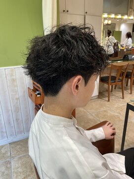 ネオリーブソラ 相模大野店(Neolive sola) メンズスパイラルパーマ