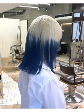 ヲタク(wotaku.) ルーツカラーデザインカラーホワイトカラーブルーオンブレロブ