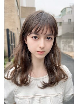 クーエフー(coo et fuu) オリーブベージュ　レイヤーカット　ニュアンスパーマ　藤沢