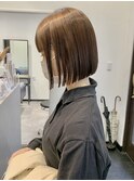 エギョモリ刈り上げボブこなれヘアーバニラベージュカシスレッド