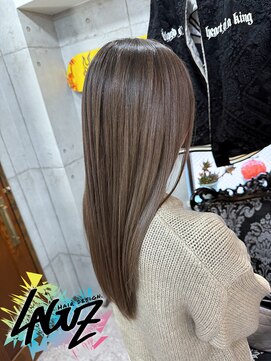 ラグズ 茅ヶ崎(LAGUZ) 透明感MAXシアーグレージュ×艶ストレート 【茅ヶ崎髪質改善】