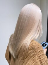 edelこだわりの高発色×ダメージレスなハイトーン！いつまでもキレイで艶のある髪に