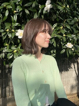 エアー 青山(AIR) ミディアムヘア/外ハネボブ