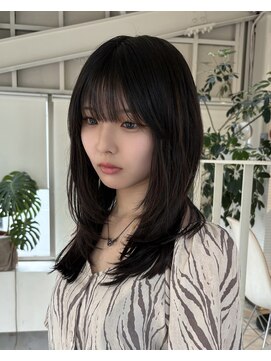 アクアオモテサンドウ(ACQUA omotesando) bハッシュカットミディアムレイヤーミディアムウルフカット