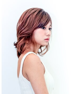 ソーホー ニューヨーク シズオカ(SOHO newyork SHIZUOKA) 大人かわいいピンクグレージュ