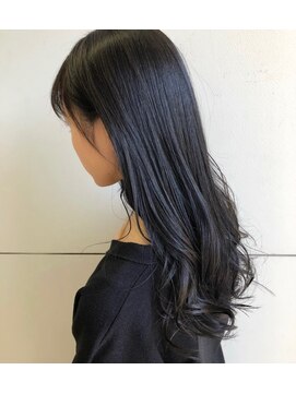 ラドンナアデッソ(LA.DONNA ADDESSO) 就活ブルージュ[岐阜]