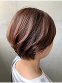 首がキレイに見えるショートスタイル