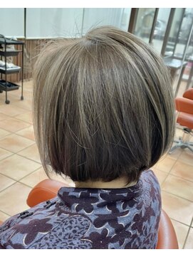 ヴァン カウンシル 王子(VAN COUNCIL) 脱白髪染めハイライト【王子】