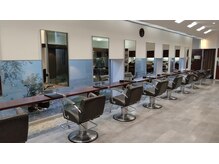 ヘアーメイク ジール 犬山本店(Hair Make Zeal)の雰囲気（座り心地のよいセット面☆何でもご相談ください。）