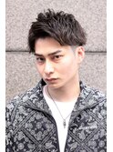 アップバングツーブロックショートバーバーフェード刈り上げヘア