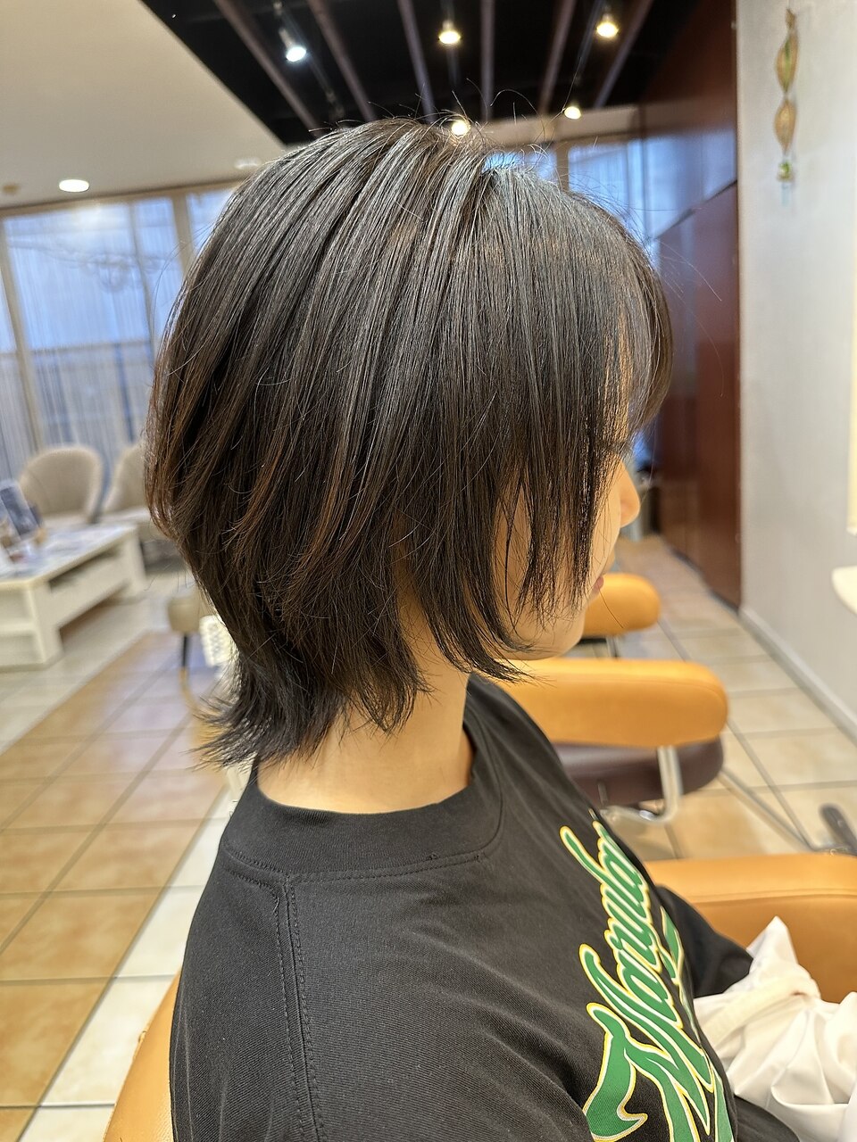 アッシュブラウン ショート ウィッグ 取り廻す