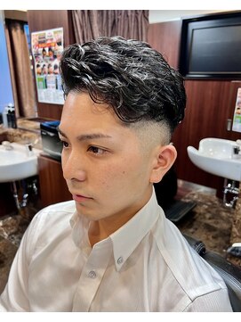 ヒロギンザバーバーショップ 丸の内店(HIRO GINZA BARBER SHOP) [hiroginza]ワンカールサイドバック　東京/丸の内/理容室