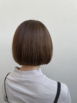 パリスラヴィサント Bob