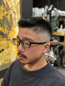 ワズ(W@Z) 【外国人風】ベリショート＋スキンフェード