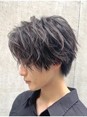 メンズミディアムパーマセンターパートウルフカット縦落ちパーマ