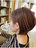 耳掛けショートボブ