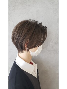 ヘッドライト アカデミー 渋谷店(HEADLIGHT ACADEMY) ショートボブ×顔周りレイヤー
