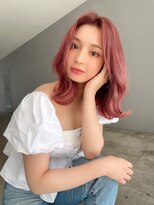 ジーナリア(Xena ria)&nbsp;《袴田》ミディアムヘア/ピンク