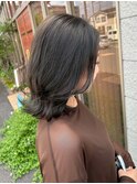くびれミディ/外ハネボブ/顔周りレイヤー/小顔/ブルーアッシュ