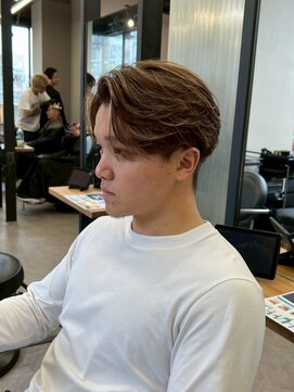 リッチブランドアンドコー(Rich Brand&Co) フェザーアップ バーバースタイル フェードカット メンズカット