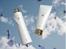 技術だけではなく、シャンプー・トリートメントなどのヘアケア製品にもにもこだわっています！