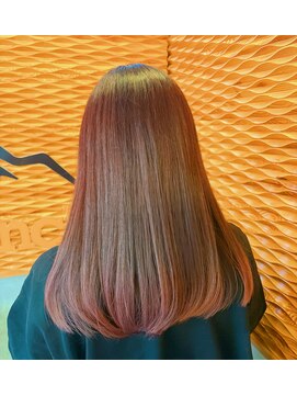 ピンクブラウン