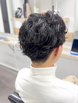 シープドッグ(SHEEP DOG) セットが苦手でも大丈夫！　シャドウパーマ　メンズカット 七隈