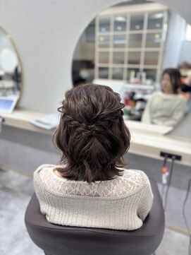 キーン 渋沢(KEEN.) ハーフアップ/ヘアセット