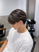 クイル(quill)&nbsp;大阪梅田メンズハイライト/センターパート／ホワイトメッシュ
