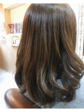 ヘアー アウグスティーナ(Hair Augustiner) 時短!優秀ワンカール艶ミディ