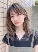 ハイトーングレージュ