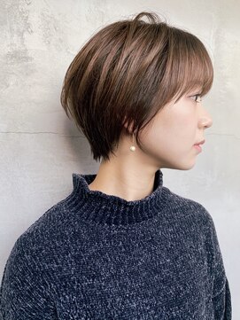 キラ 渋谷(KILLA) 黒髪 ショートパーマ グレーベージュ ショート大人ボブ