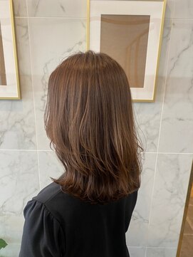 ジーナ セントラル銀座(Zina) 外ハネミディ*ひし形シルエット*ベージュ【ZinaCENTRAL】