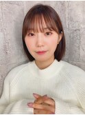 耳掛けボブ＿チェリーブラウンフェミニンロング
