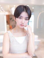 エースハバナ 渋谷(1 HAVANA)&nbsp;20代30代大人可愛い斜めバンググレージュカラー小顔ショートボブ