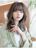 大人かわいい/小顔/くびれ/レイヤーカット/前髪/グレージュ