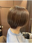 ツヤっぽショート