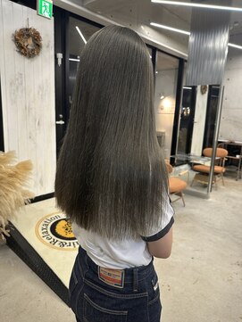 ユイマァル 岡山店(YUIMARL) オリーブグレージュ