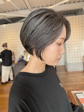 ソーンズ ヨイク(thorns YOIKU) ショートボブ×グレージュカラー