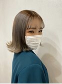 グレージュ