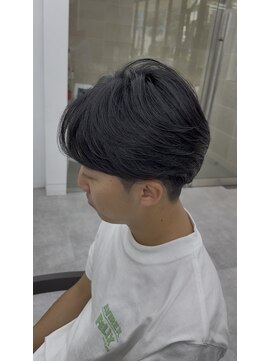 ビューブルー 亀戸錦糸町(VIEW BLUE) メンズカットメンズ縮毛矯正センターパートパーマ