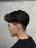 メンズセンターパートニュアンスパーマアップバング